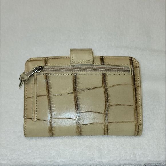 Bosca Bone Color Croc Embossed Leather Wallet - Picture 2 of 5